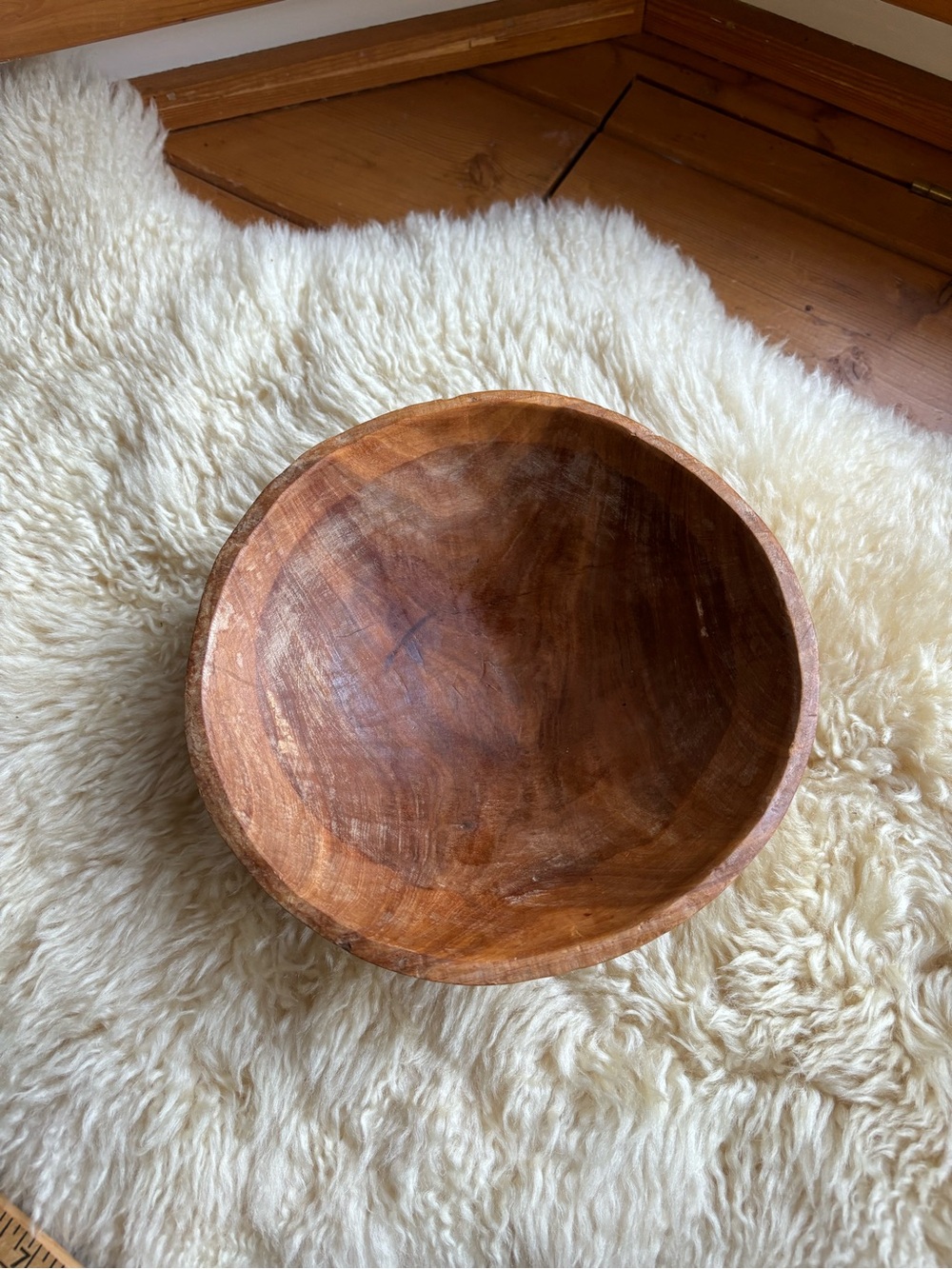 Vintage Hand Carved Wooden Bowl - Picture 3 of 7